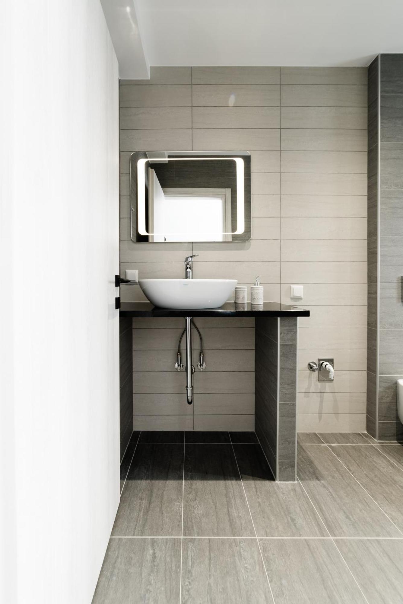 Athena Center Ii * Syvota