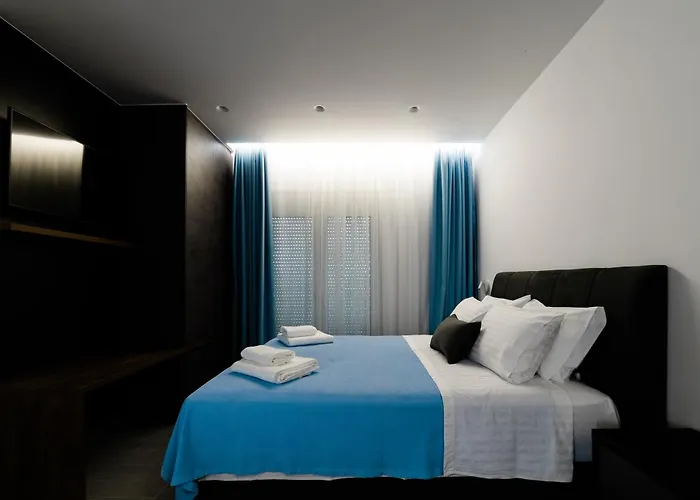 Athena Center Apartments II