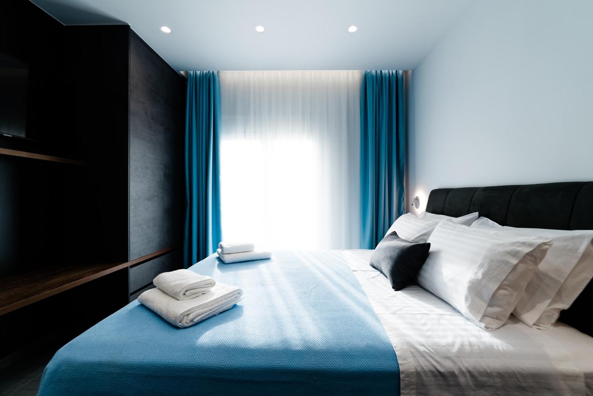 Athena Center Ii Apartment *